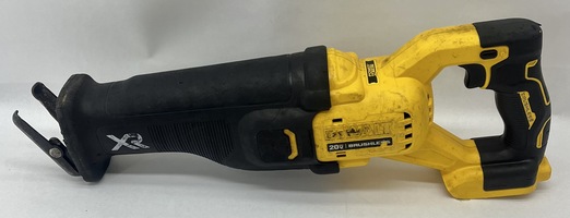 Dewalt DCS368 20V Brushless Cordless Reciprocating Saw- Tool Only