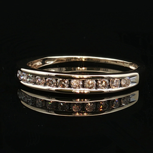 Ladies 10K Yellow Gold 1/5CTW Diamond Wedding Band SZ:6