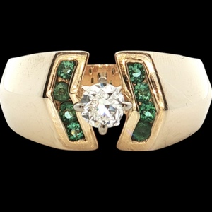 Ladies 14K Yellow Gold 1/4Ct Diamond & Emerald Gemstone Cocktail Ring SZ:8