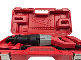 Milwaukee 6519-30 12 Amp Corded Sawzall W/ Case