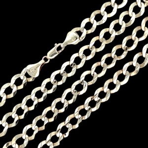 10K Yellow Gold 28 in. 8.2mm Solid Curb Link Chain 38.1g