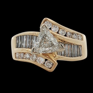 18K Yellow Gold 1/1/4CTW Diamond Cocktail Ring SZ:7.5