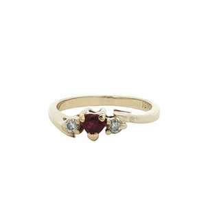 Ladies 14K Yellow Gold Diamond & Ruby Gemstone Ring SZ:5