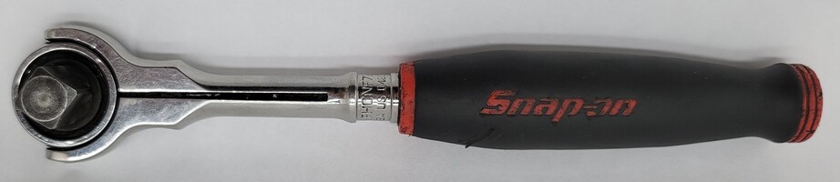 Snap-on FHCNF72 3/8" Drive Compact Round Head Soft Grip Swivel Ratchet RED