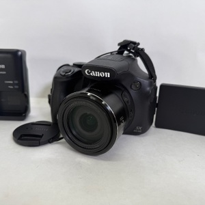 Canon PowerShot SX60HS 16.1MP Bridge Camera