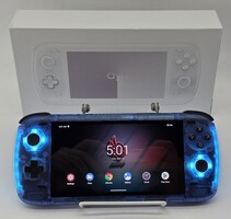 AYN Odin 2 Max 16GB RAM 512GB SSD Blue Android Retro Handheld Console