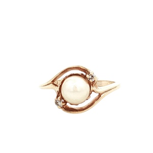 Ladies 10K Yellow Gold Pearl & CZ Accented Ring SZ:4.5