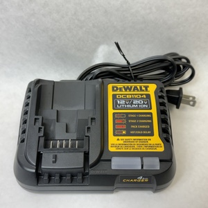 Dewalt 12V/20V MAX FLEXVOLT 4 Amp Charger - Model: DCB1104 (141258594)