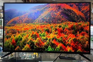 Pioneer PN43-751-24U 4K (3840x2160) 43" Smart LED HDR TV, Black