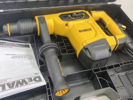 DEWALT D25481K 1-9/16 inch SDS MAX Combo Hammer Drill