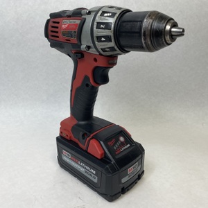 Milwaukee 2601-20 M18 18V 1/2" Drill Driver W/ 8.0Ah Battery