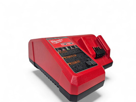 Milwaukee M12/M18 Tool Battery Charger