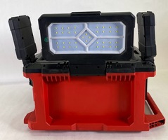 Milwaukee M18 Packout Light/Charger 2357-20 