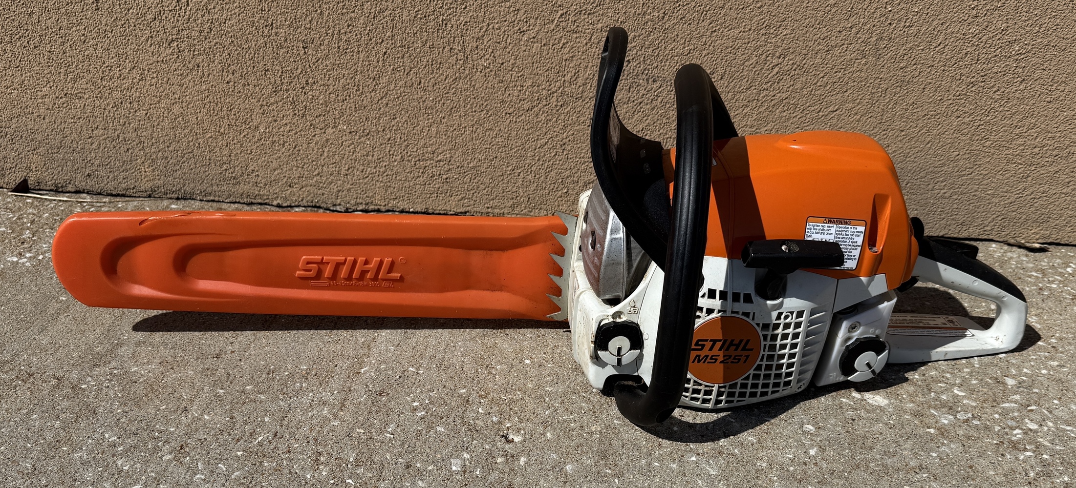Stihl MS 251 Wood Boss Chainsaw W/ 18" Bar | Heartland Pawn & Jewelry