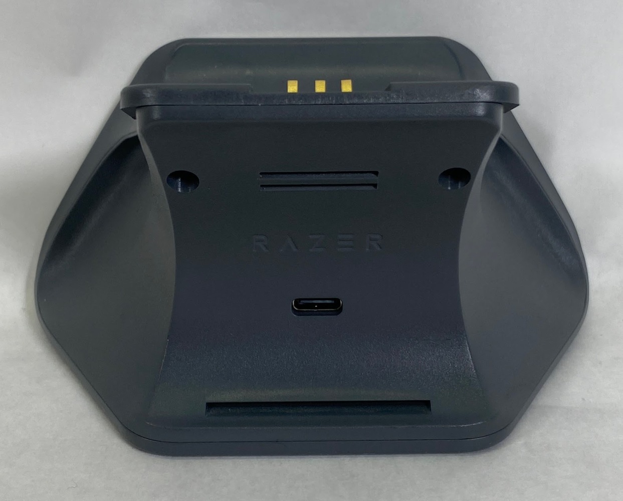 Xbox Razer Stand Razer Universal Quick Charging Stand for Xbox | Heartland Pawn & Jewelry